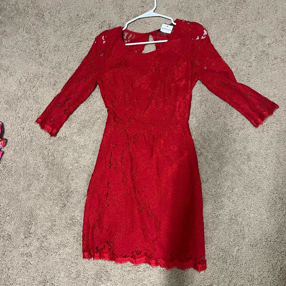 Open Back Lace Dress - Med
